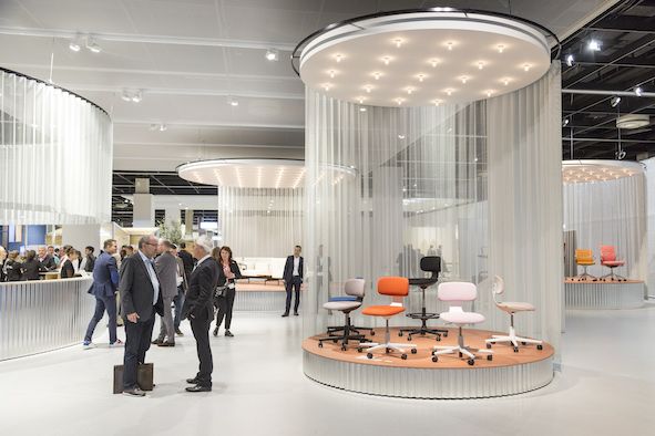 Avrupa ofis mobilyaları, farklı paradigmaları izleyerek toparlanıyor