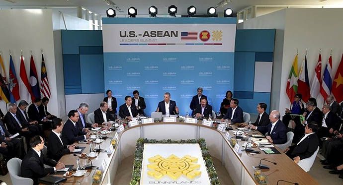 ABD ASEAN Zirvesinde Konuan Obama, En Byk Dndnc Ticaret Ortamz Olan ASEAN Blgesi ile Ticaret Hacmimiz Yzde 55 Artt