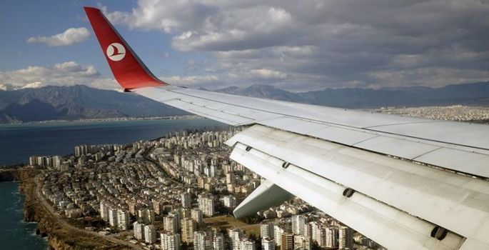 Kapanan kimi lke pazarlar, terr ve 15 Temmuz darbe giriimi nedeniyle yln ilk 6 ayn zararla kapatan THY tasarruf tedbirleri iin ataa geti