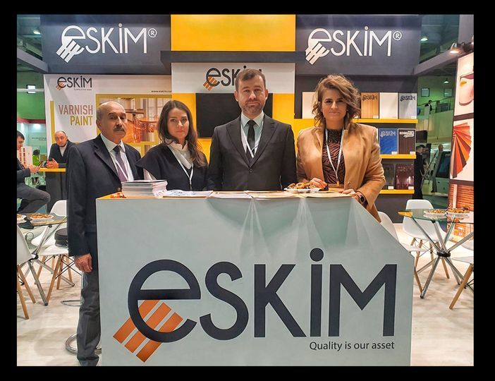 Eskim Boya 47 y�ld�r Mobilya sekt�r�nde kendini yenileyerek b�y�yor.