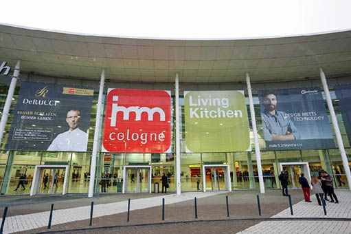 Imm Cologne Mobilya Fuar Pazartesi Gn Almanyann Kln Kentinde Kaplarn Ayor